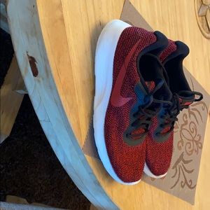 Men’s Nike size7